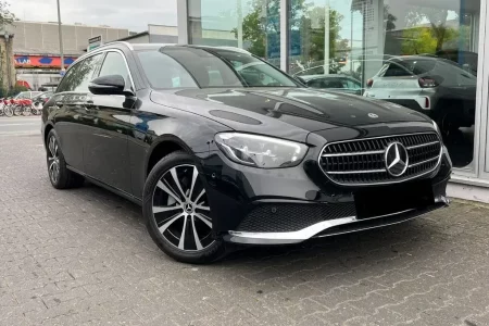 Mercedes-Benz E-class €120 /journey