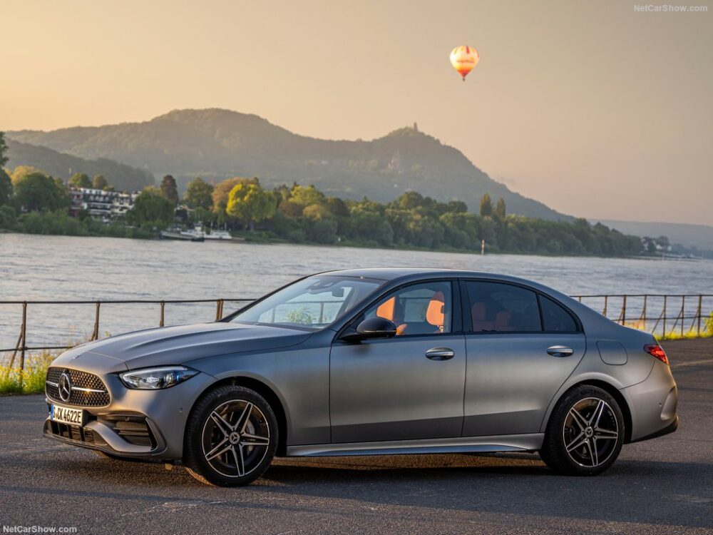 Mercedes-Benz C-Class - Image 3