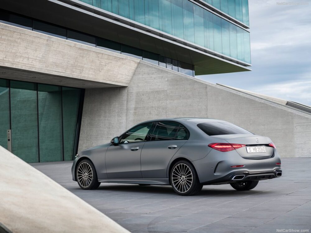 Mercedes-Benz C-Class - Image 4