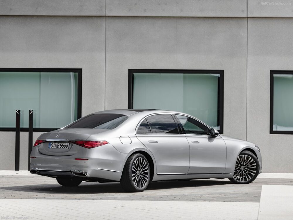 ⁦Mercedes-Benz S-Class⁩ - الصورة ⁦4⁩