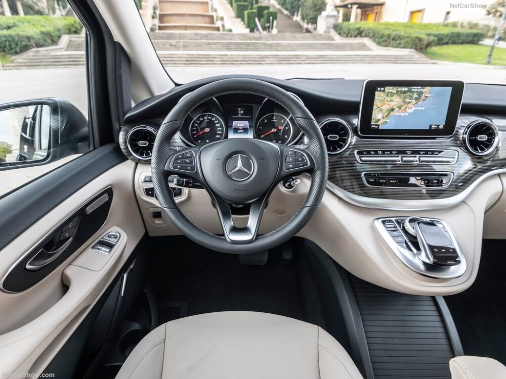 Mercedes-Benz V-Class - Image 5