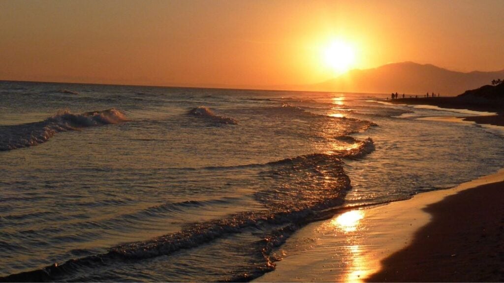 Cabopino Beach Marbella