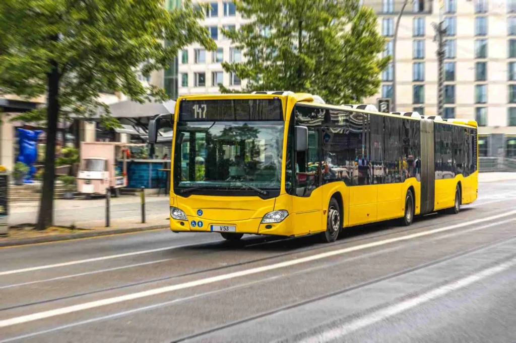 how to get from malaga airport to city centre 3