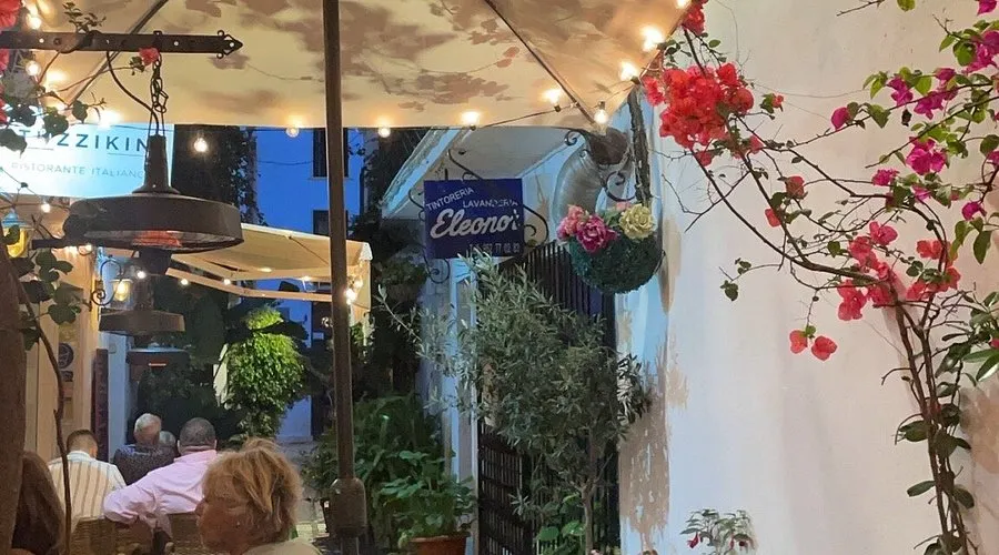 Stuzzikini restaurant in marbella